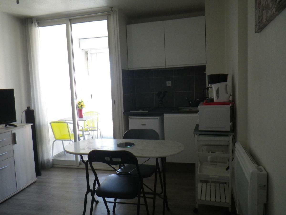 Jolis Vue Sur Port, Etangs Et Canaux Rivercity