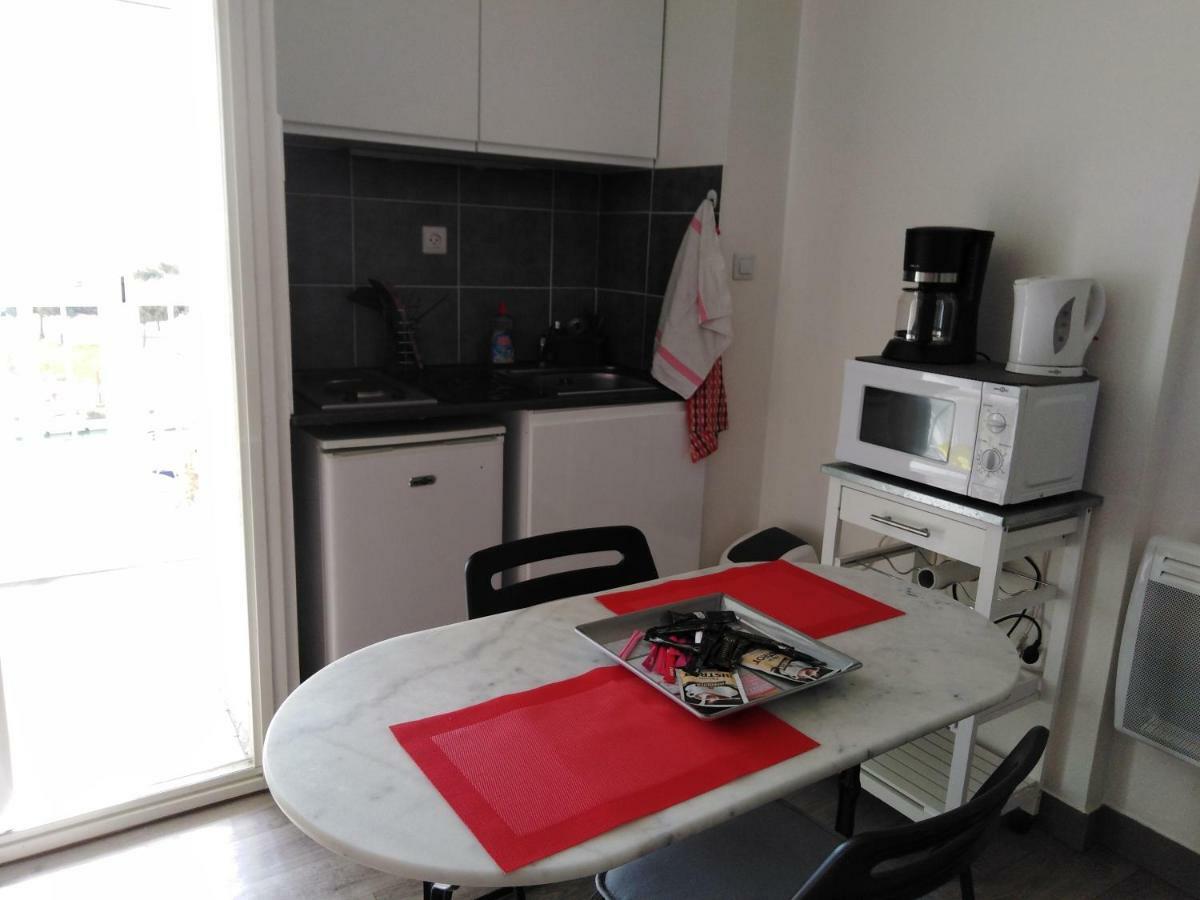 Jolis Vue Sur Port, Etangs Et Canaux Rivercity